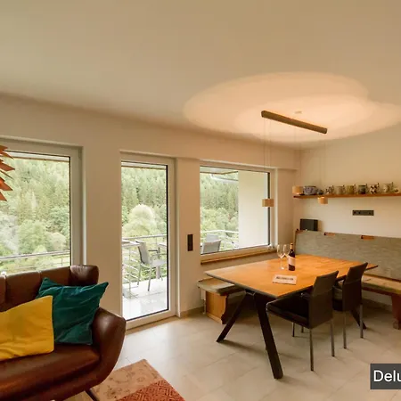 Rurtal De Luxe Apartment *